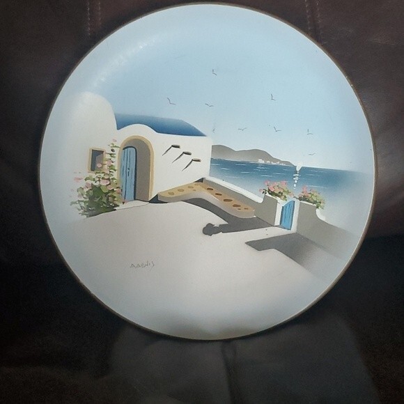 AAOND Clay Pottery Wall Plate #41 – Hand Painted, Stamped 'Xeiponoihto' - Picture 1 of 5